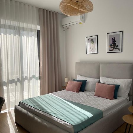 Sunny City Center Apartment Лежа Экстерьер фото