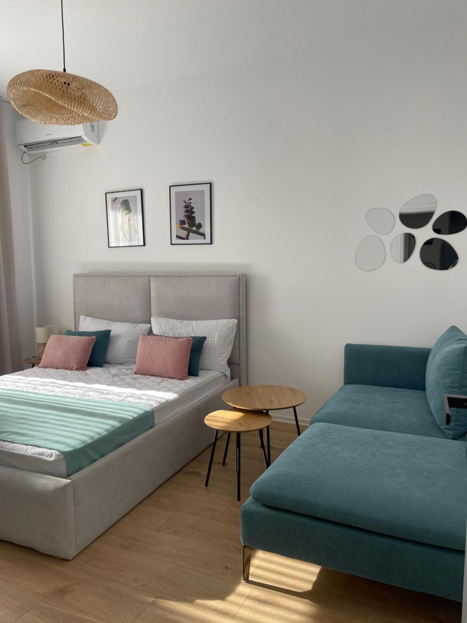Sunny City Center Apartment Лежа Экстерьер фото